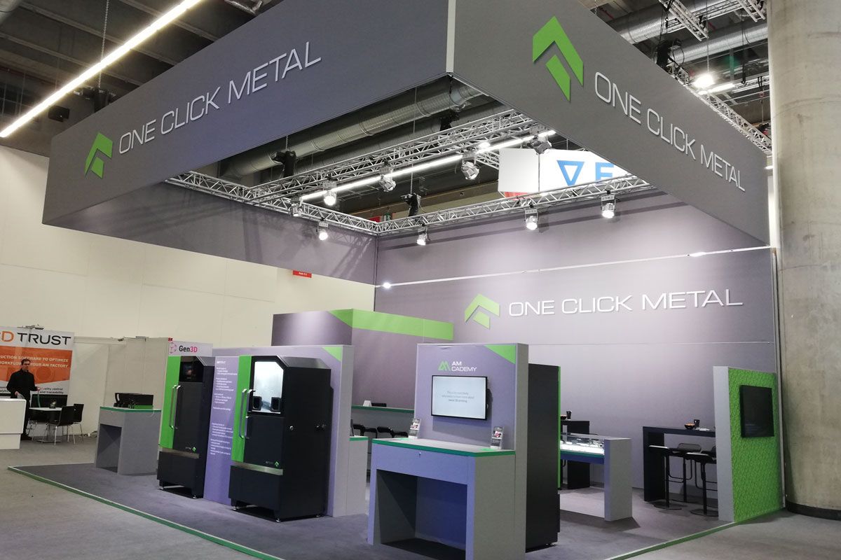 one-click-metal_messestand